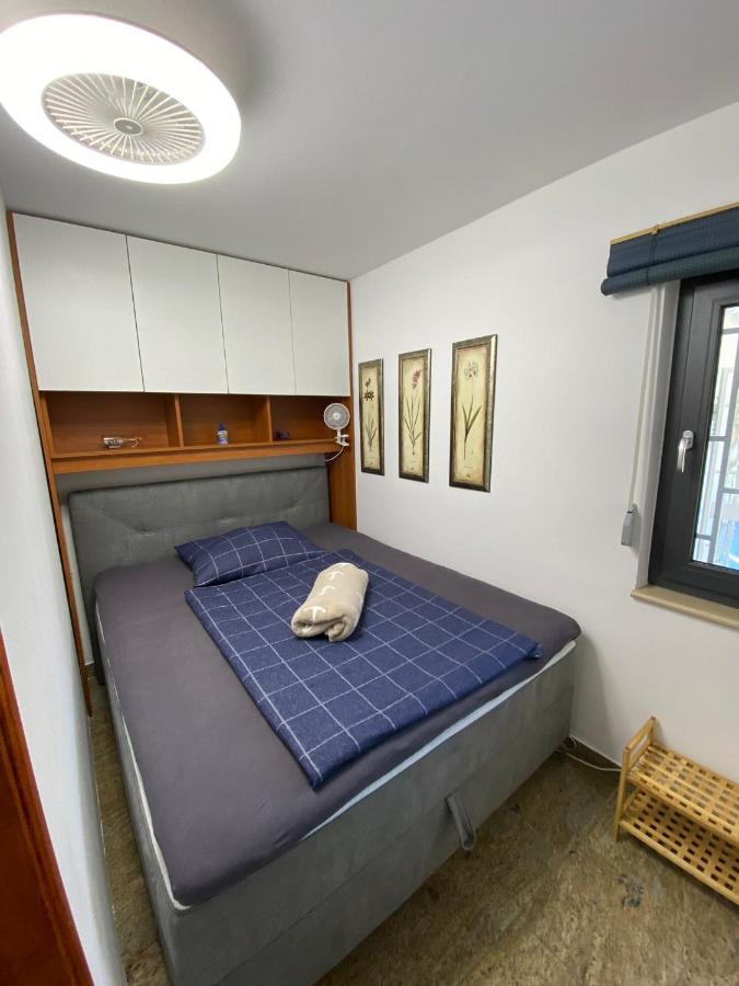 Apartman Pirol - Pure Enjoyment & Relaxation Lägenhet Poreč Exteriör bild
